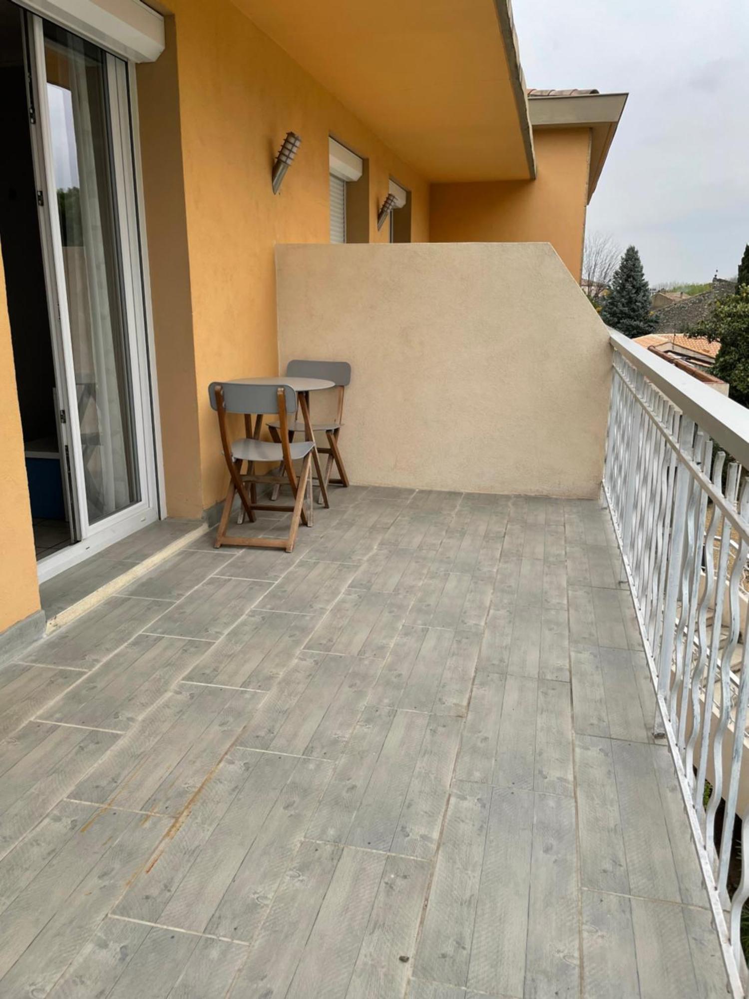 Logis Hotel Le Clement V Roquemaure  Exterior photo